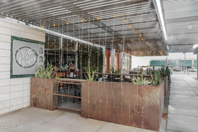 $149,900 | 4750 North Central Avenue, Unit A1, Phoenix, AZ 85012