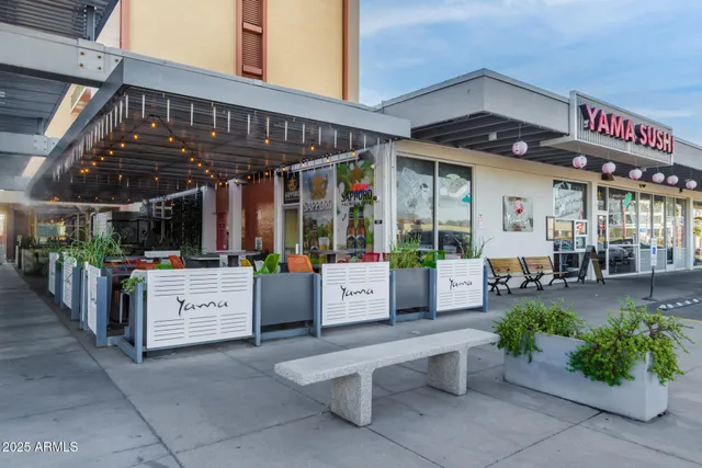 $149,900 | 4750 North Central Avenue, Unit A1, Phoenix, AZ 85012