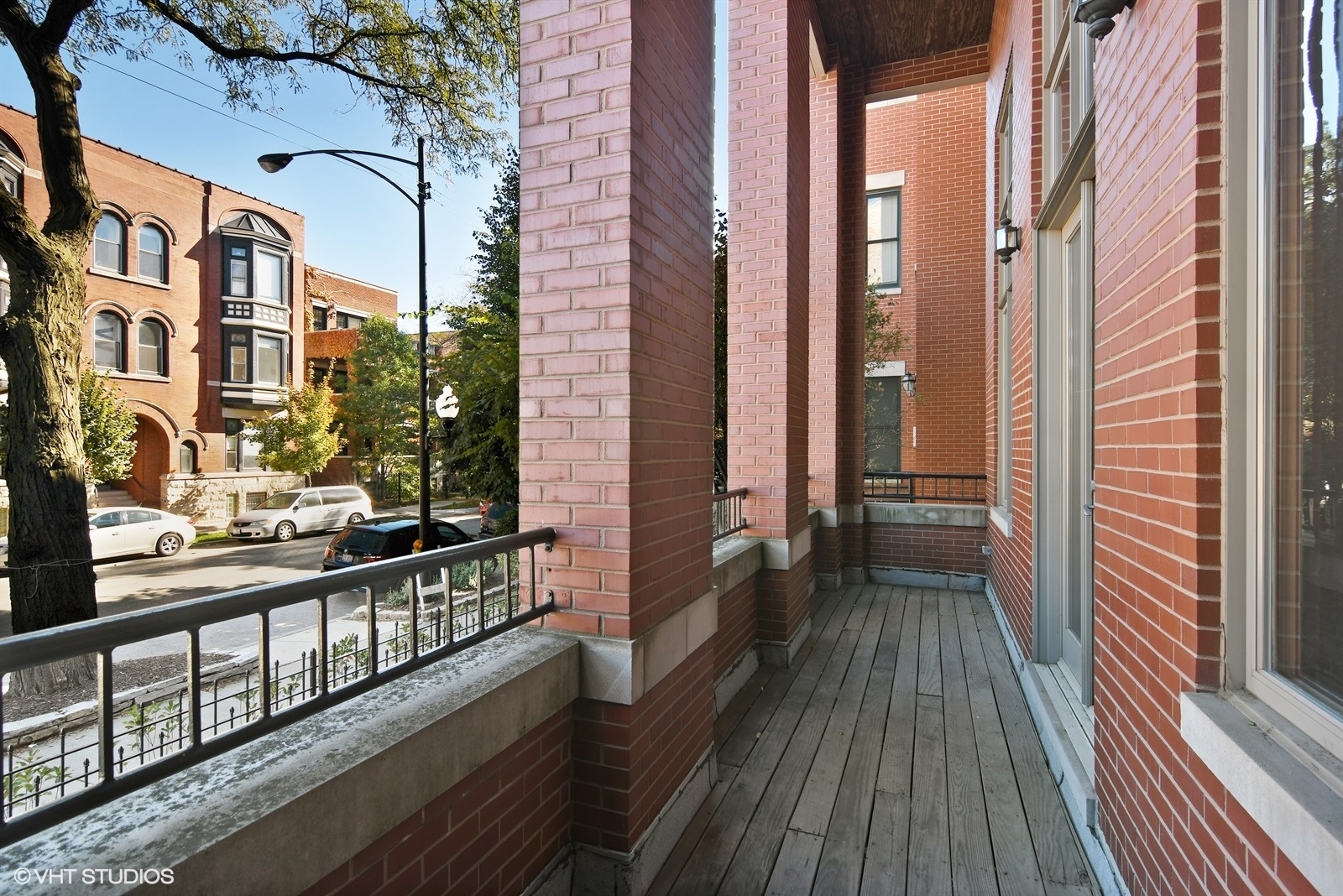 2152 North Racine Avenue, Unit 2 Chicago, IL 60614 - Photo 14 of 16 Gallery Image 14