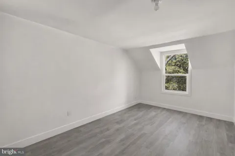 $4,250 | 739 Rock Creek Church Road Northwest, Unit 2, Washington, DC 20010