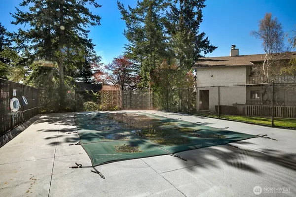 $294,950 | 1227 Southwest 132nd Lane, Unit 731, Burien, WA 98146