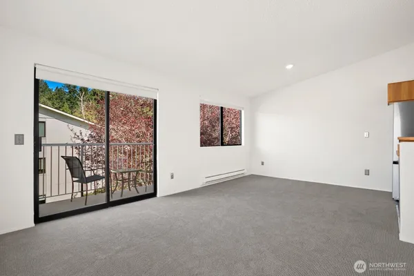 $294,950 | 1227 Southwest 132nd Lane, Unit 731, Burien, WA 98146