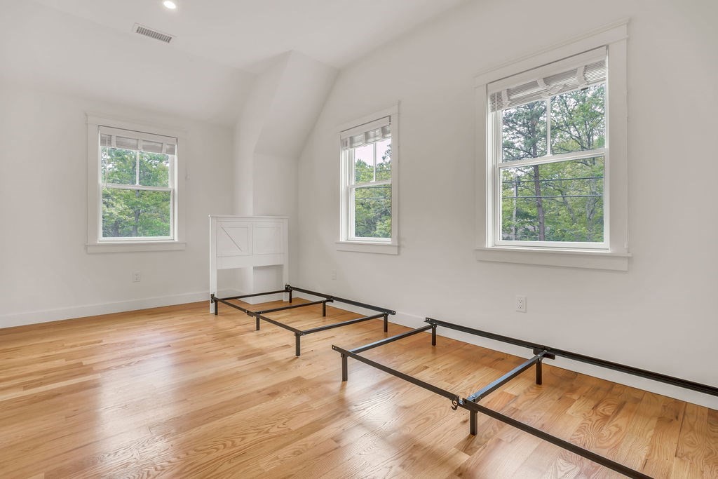 28 Grovedale Road Oak Bluffs, MA 02557 - Photo 30 of 40