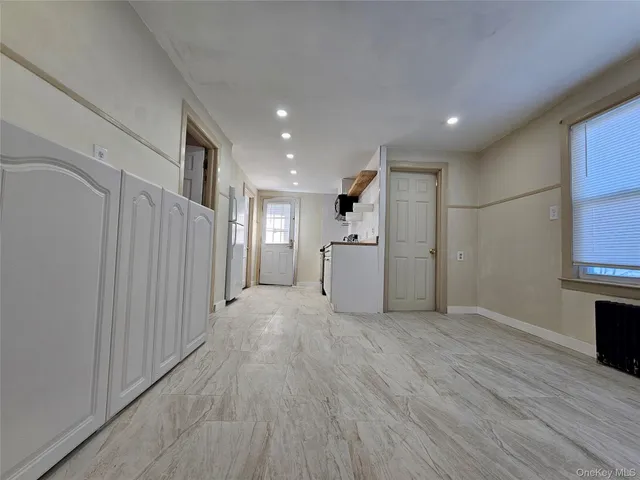 $1,900 | 704 Tower Avenue, Unit B, Maybrook, NY 12543