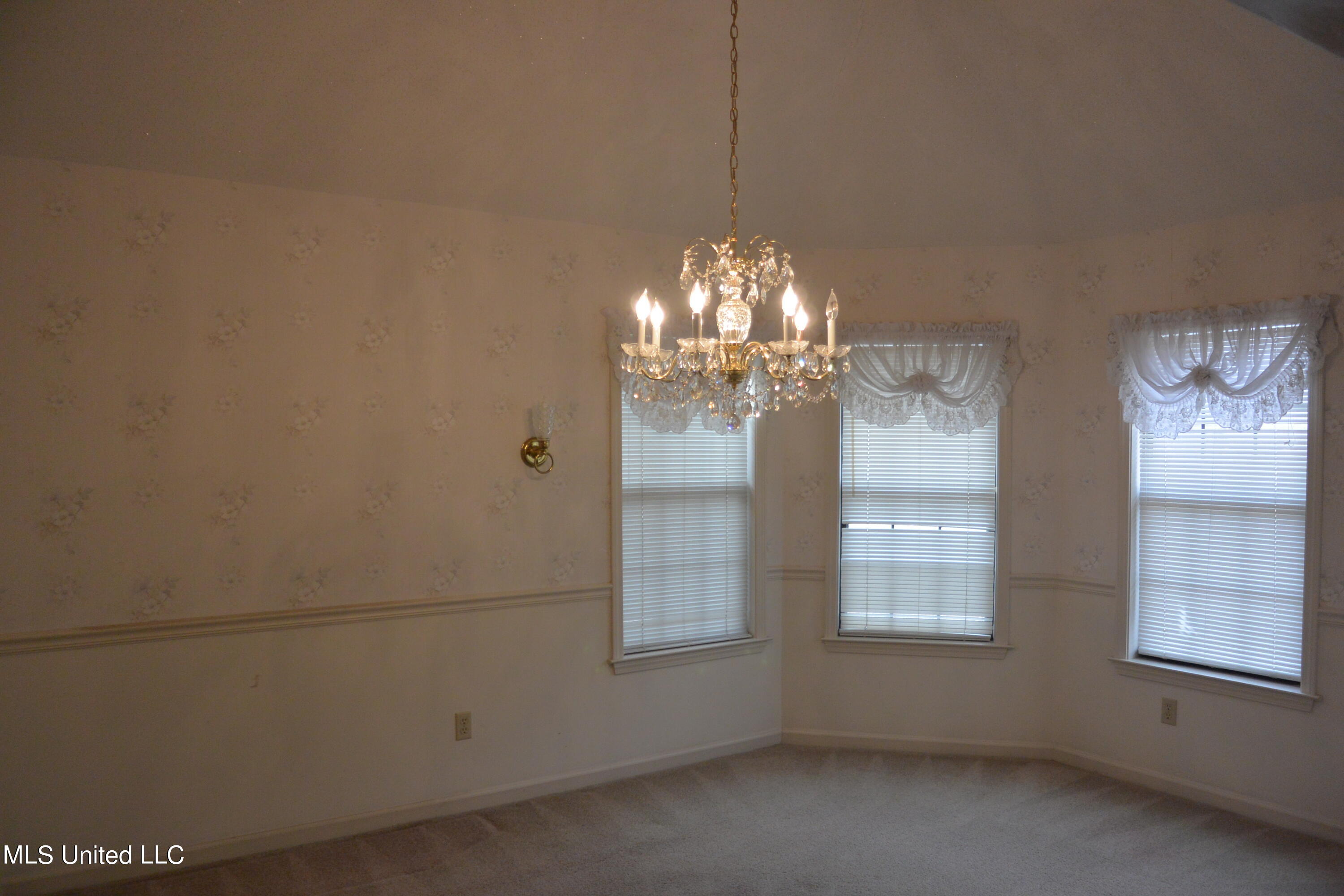 1170 Wooten Road Nesbit, MS 38651 - Photo 5 of 20 DINING
