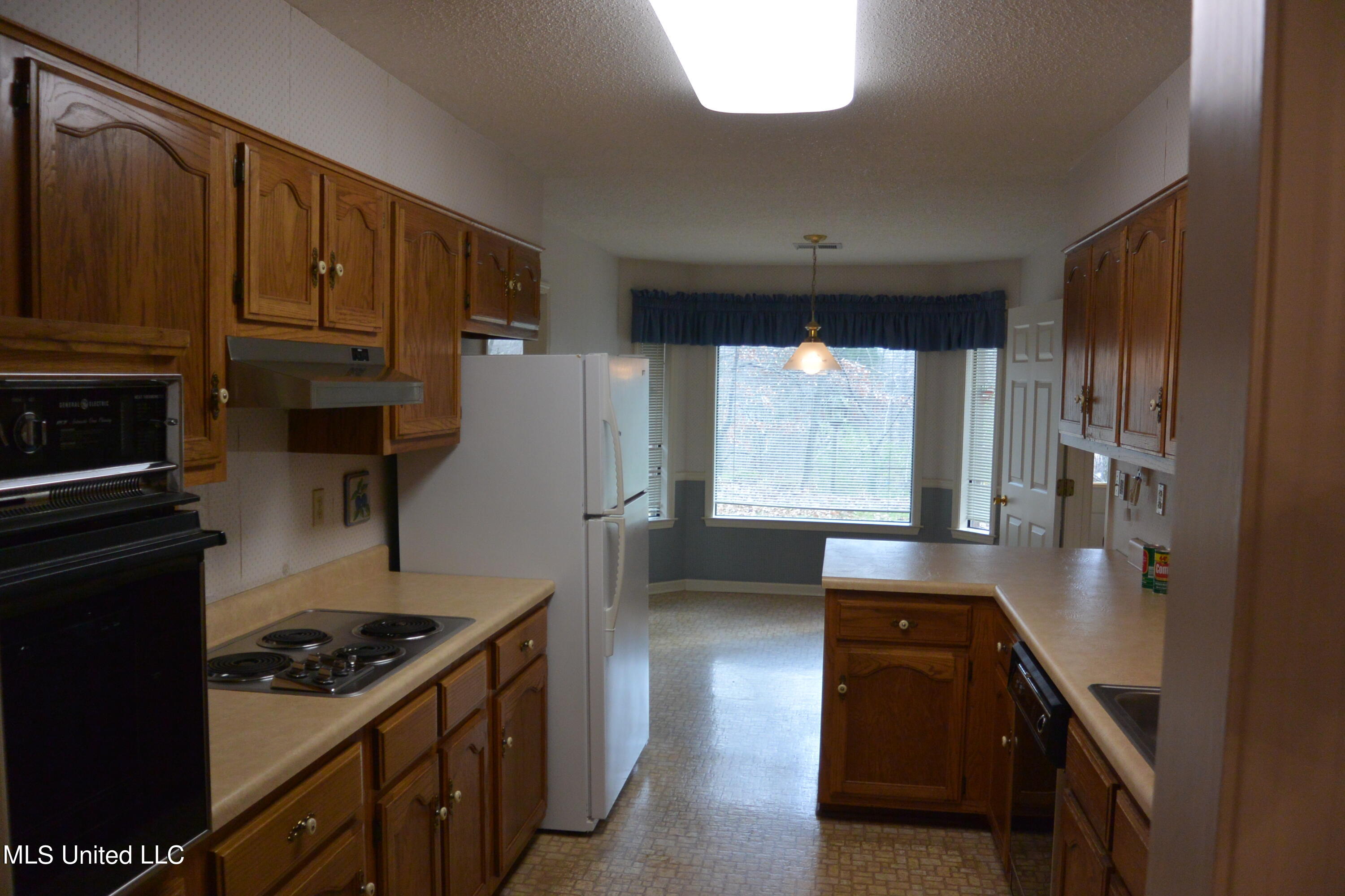 1170 Wooten Road Nesbit, MS 38651 - Photo 6 of 20 KITCHEN