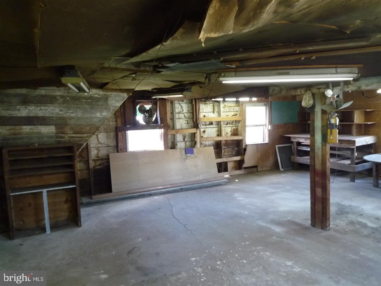 2136 Church Road York, PA 17408 - Photo 18 of 36