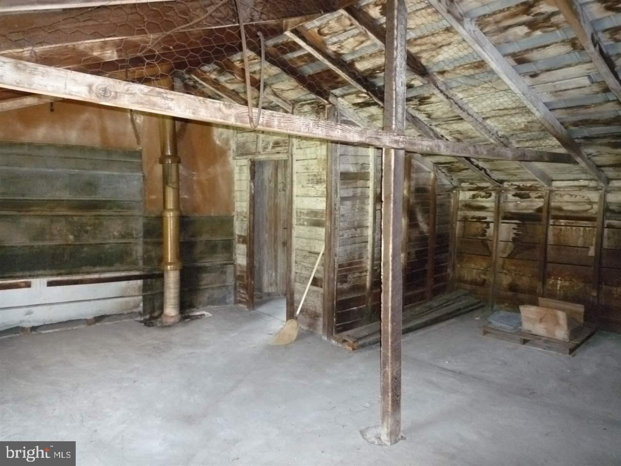 2136 Church Road York, PA 17408 - Photo 27 of 36