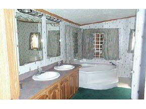 202 Ohio Street Rochester, IN 46975 - Photo 4 of 4