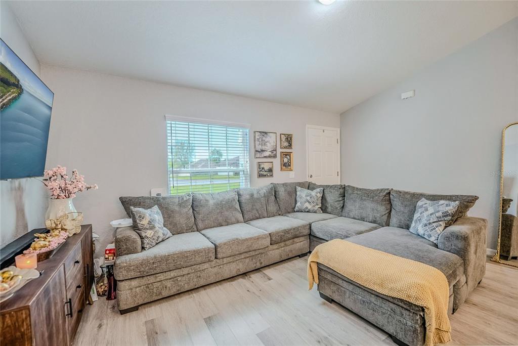 5475 Southwest 150th Lane Road Ocala, FL 34473 - Photo 6 of 20 Gallery Image 6