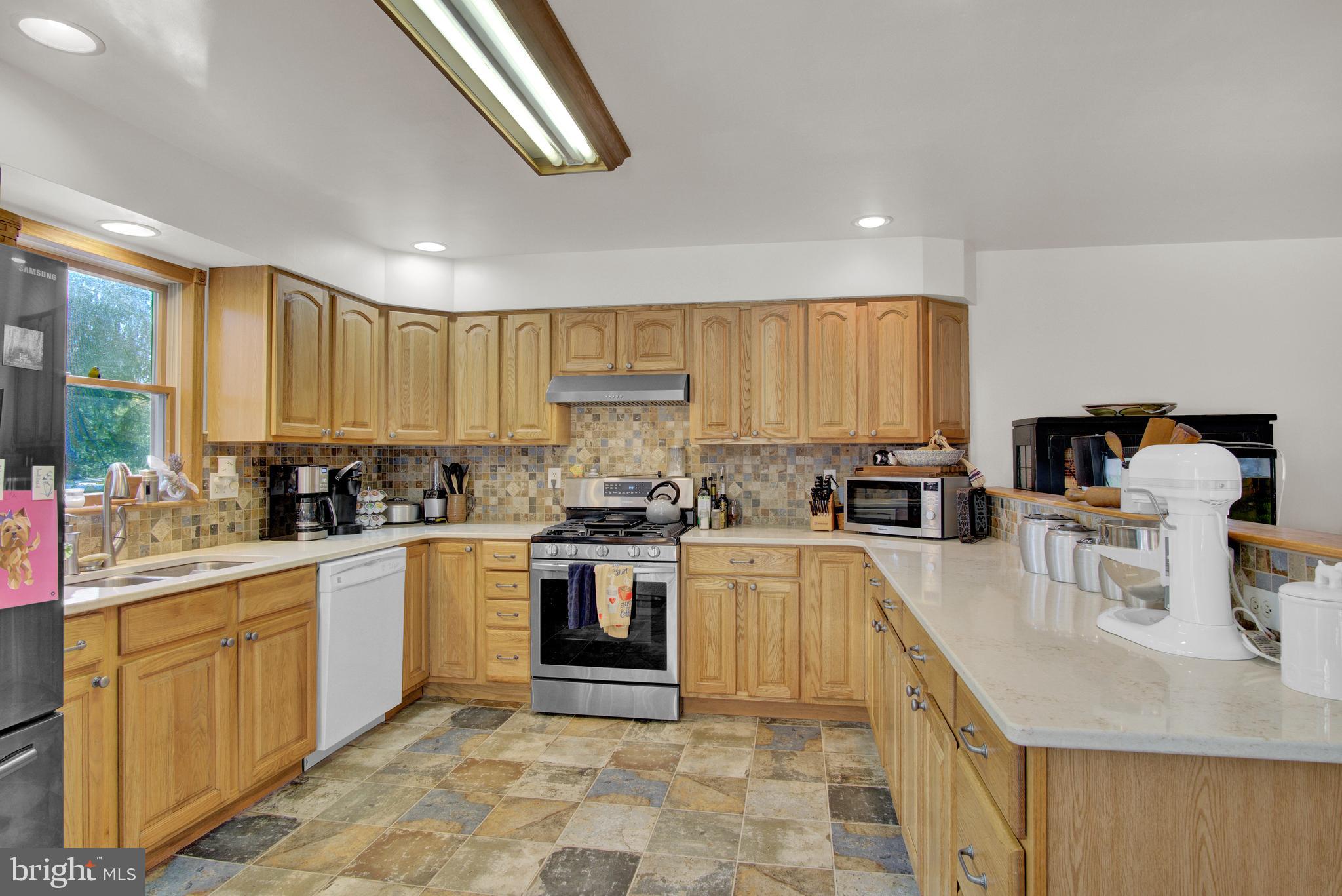 580 Ridge Road Lewisberry, PA 17339 - Photo 13 of 41