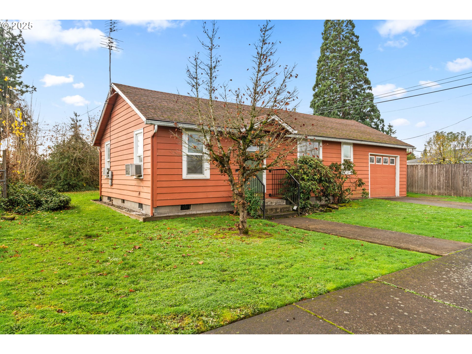2665 C Street Springfield, OR 97477 - Photo 2 of 20 a view of a house with a yard