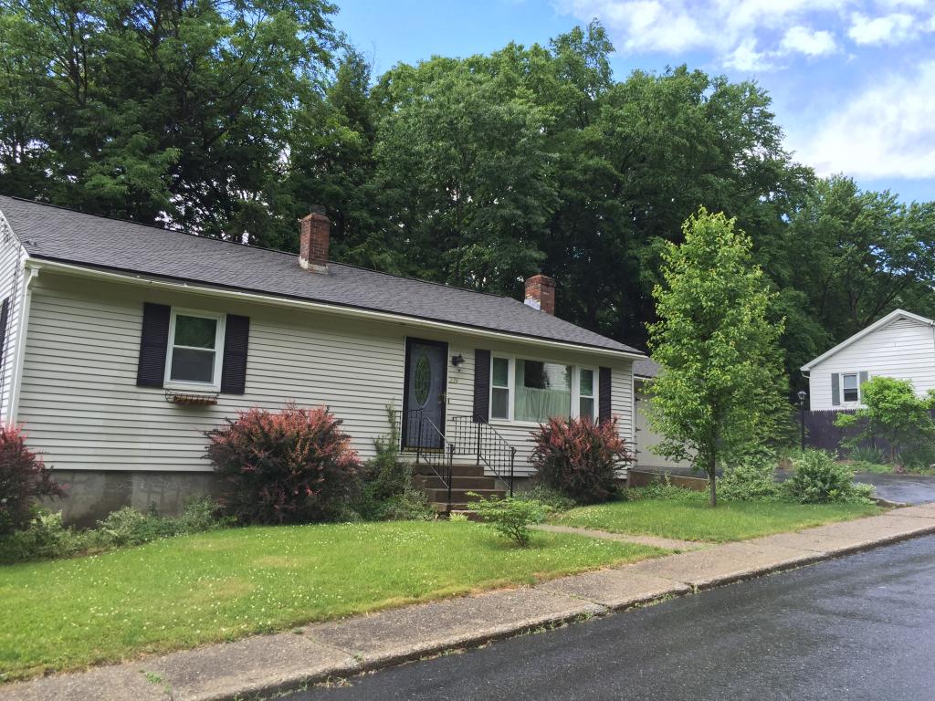 219 Commonwealth Avenue Springfield, VT 05156 - Photo 1 of 28