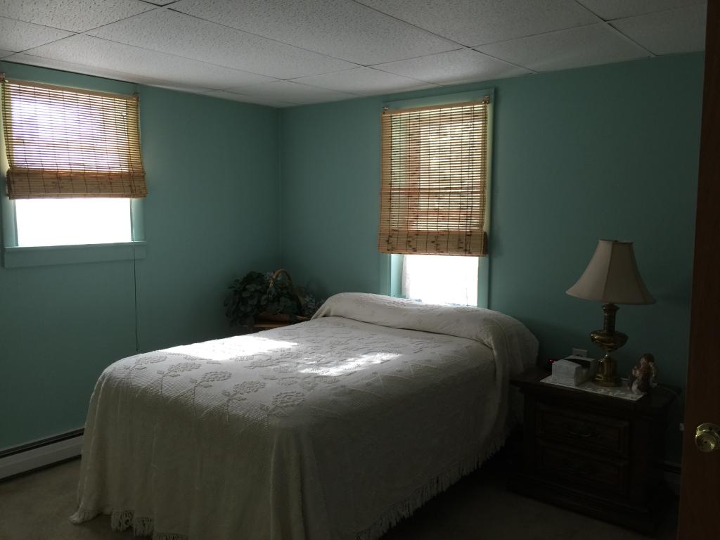 219 Commonwealth Avenue Springfield, VT 05156 - Photo 20 of 28