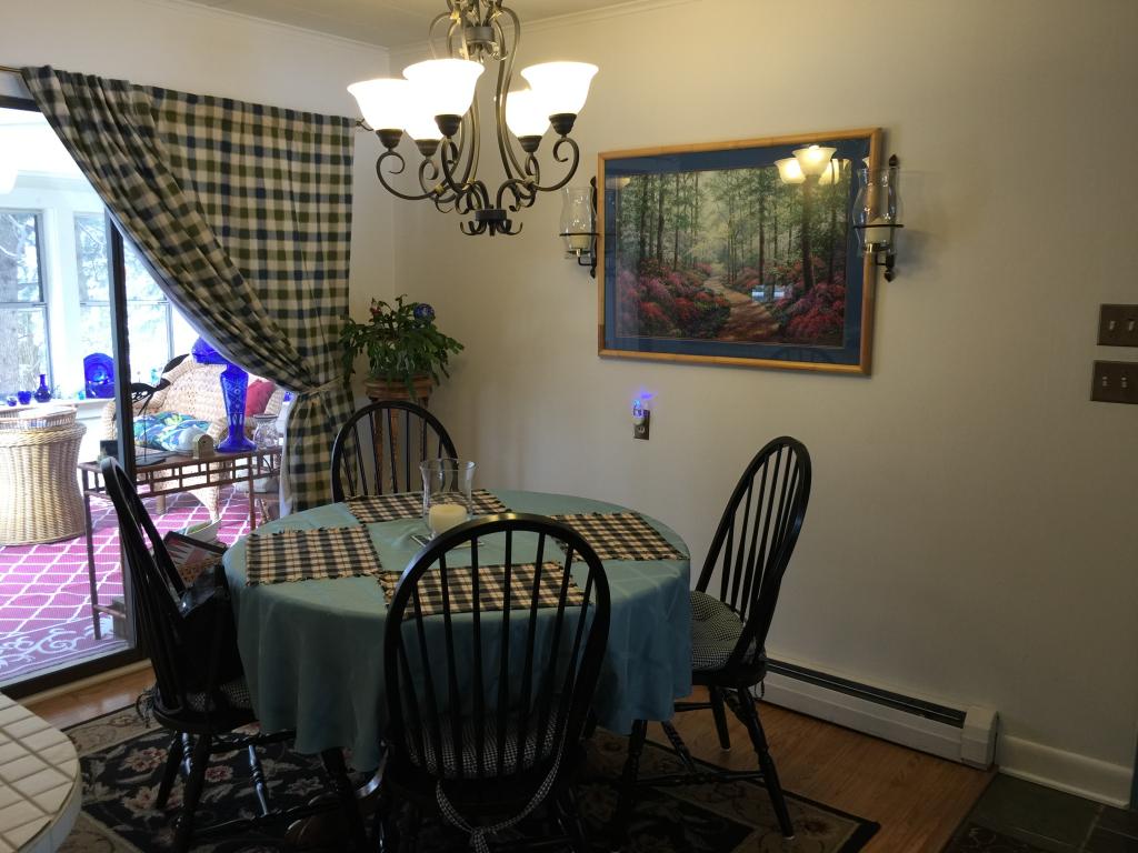 219 Commonwealth Avenue Springfield, VT 05156 - Photo 8 of 28