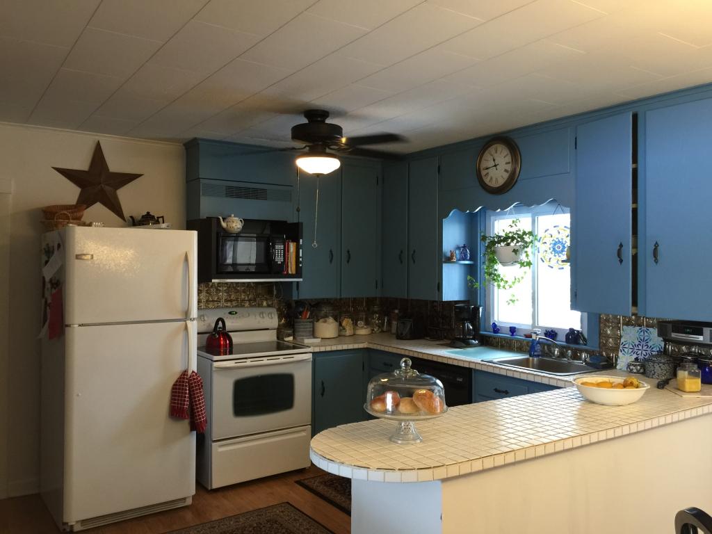 219 Commonwealth Avenue Springfield, VT 05156 - Photo 9 of 28