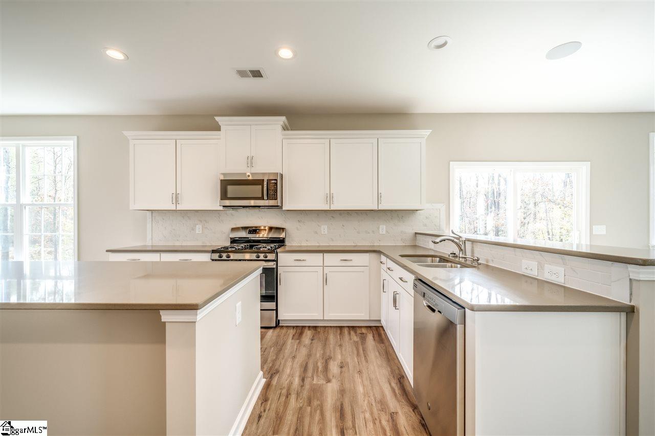 326 Avendell Drive Easley, SC 29642 - Photo 9 of 18