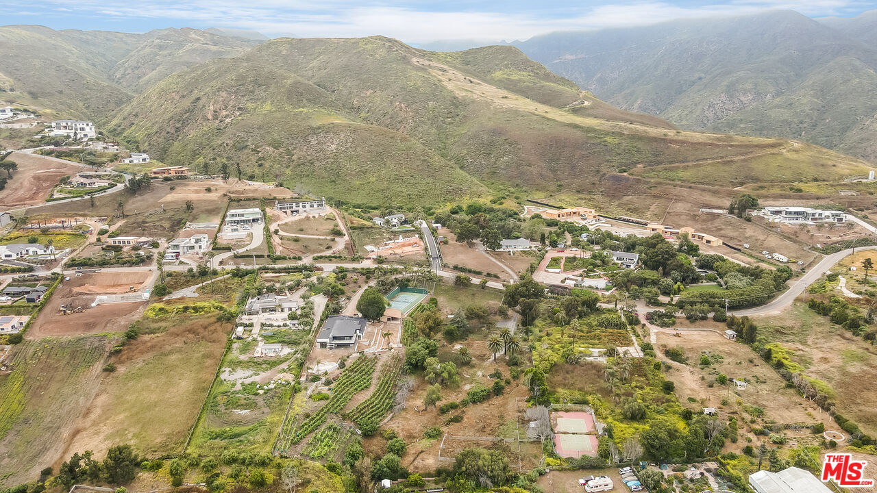 29756 Cuthbert Road Malibu, CA 90265 - Photo 9 of 11 a view of a field