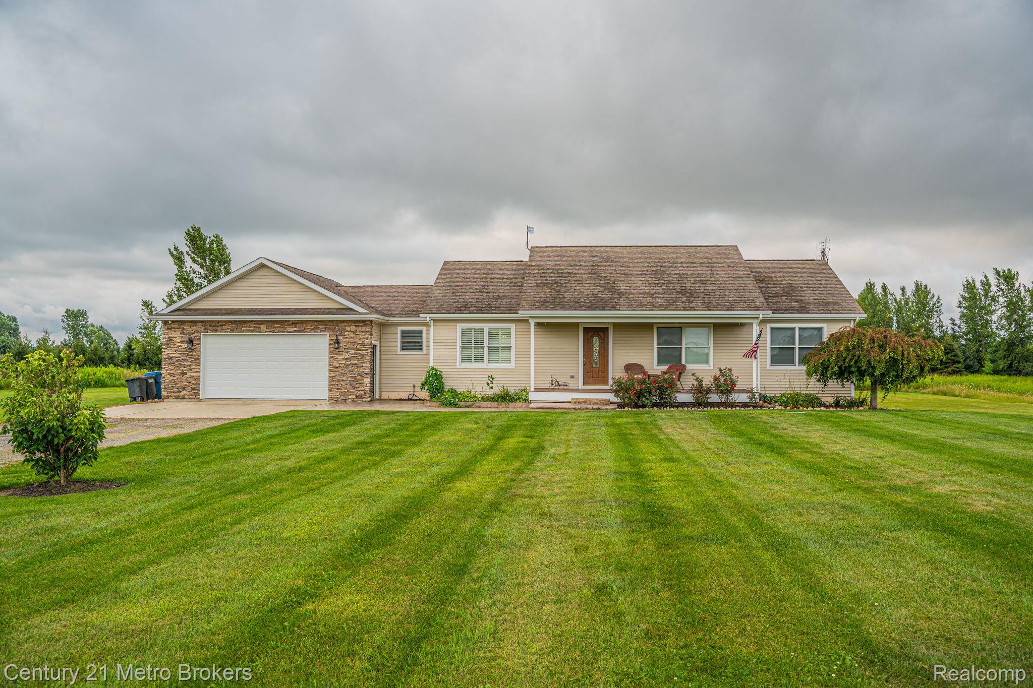 2642 East Swaffer Road Silverwood, MI 48760 - Photo 3 of 27