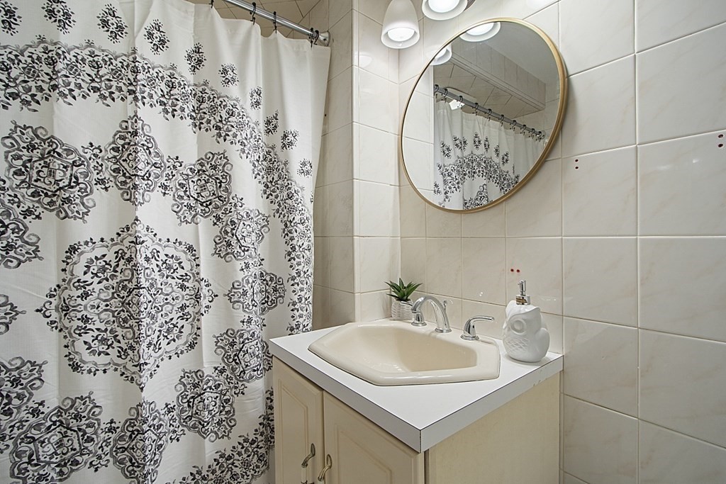 76 Perkins Street Stoneham, MA 02180 - Photo 19 of 42