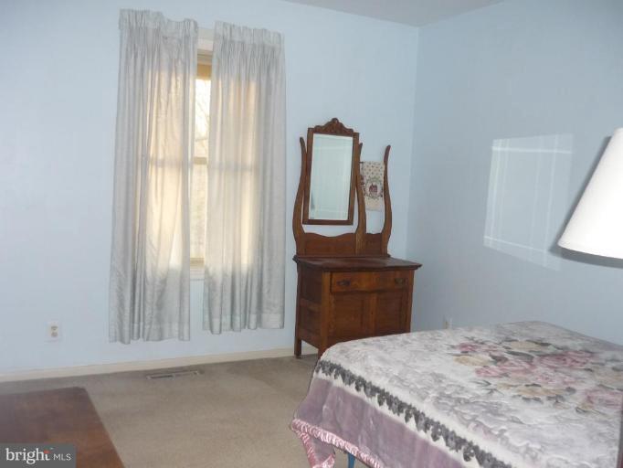 105 Springhill Road Stafford, VA 22556 - Photo 10 of 15 Bedroom #2