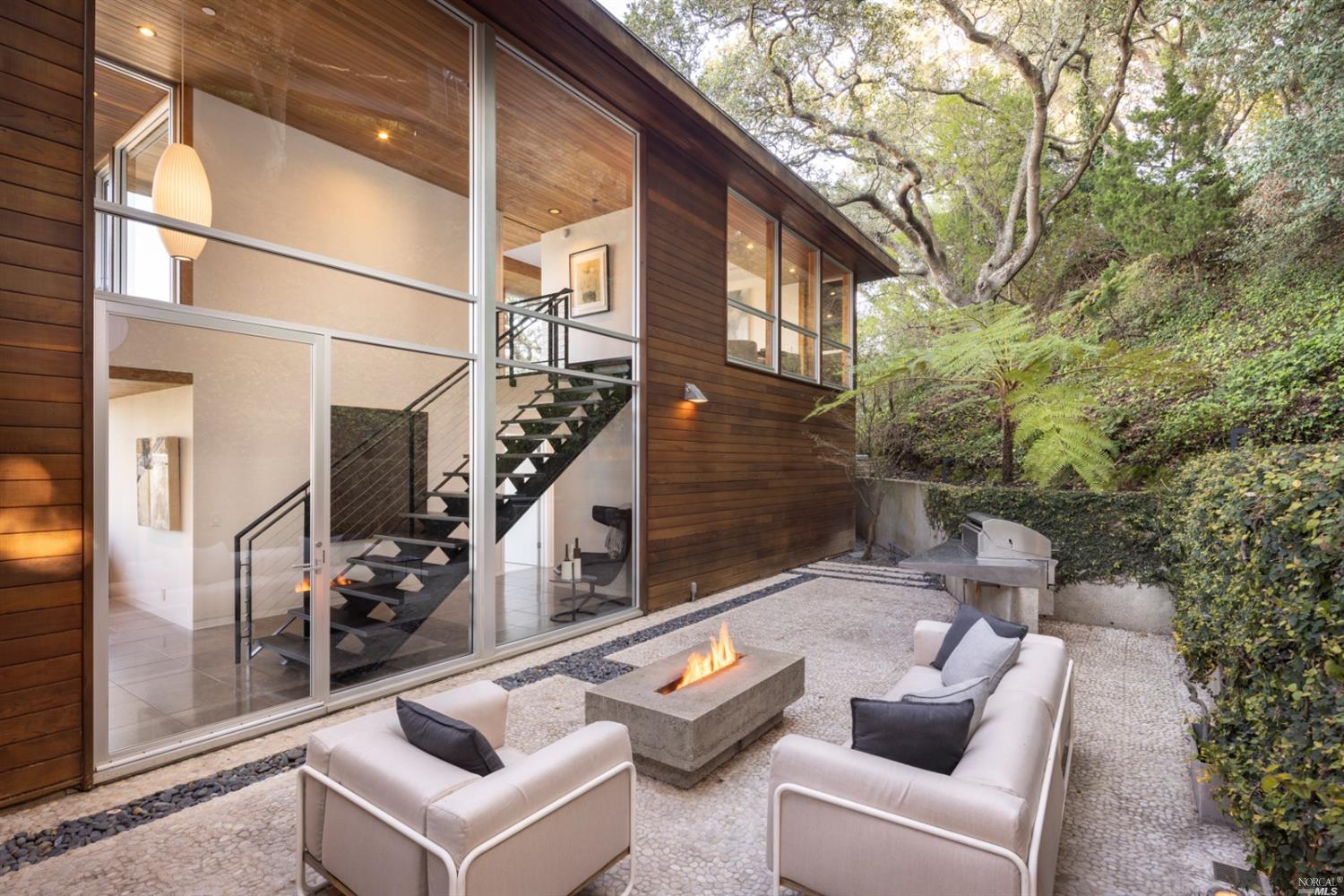 121 Toyon Lane Sausalito, CA 94965 - Photo 11 of 25 a outdoor living space with patio furniture