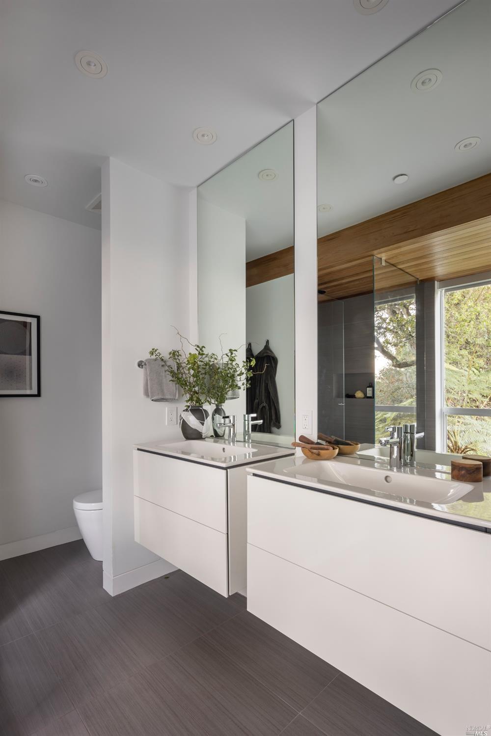 121 Toyon Lane Sausalito, CA 94965 - Photo 20 of 25