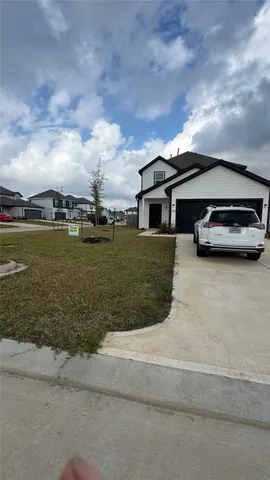 $2,500 | 2344 Green Sturgeon Court, Conroe, TX 77384