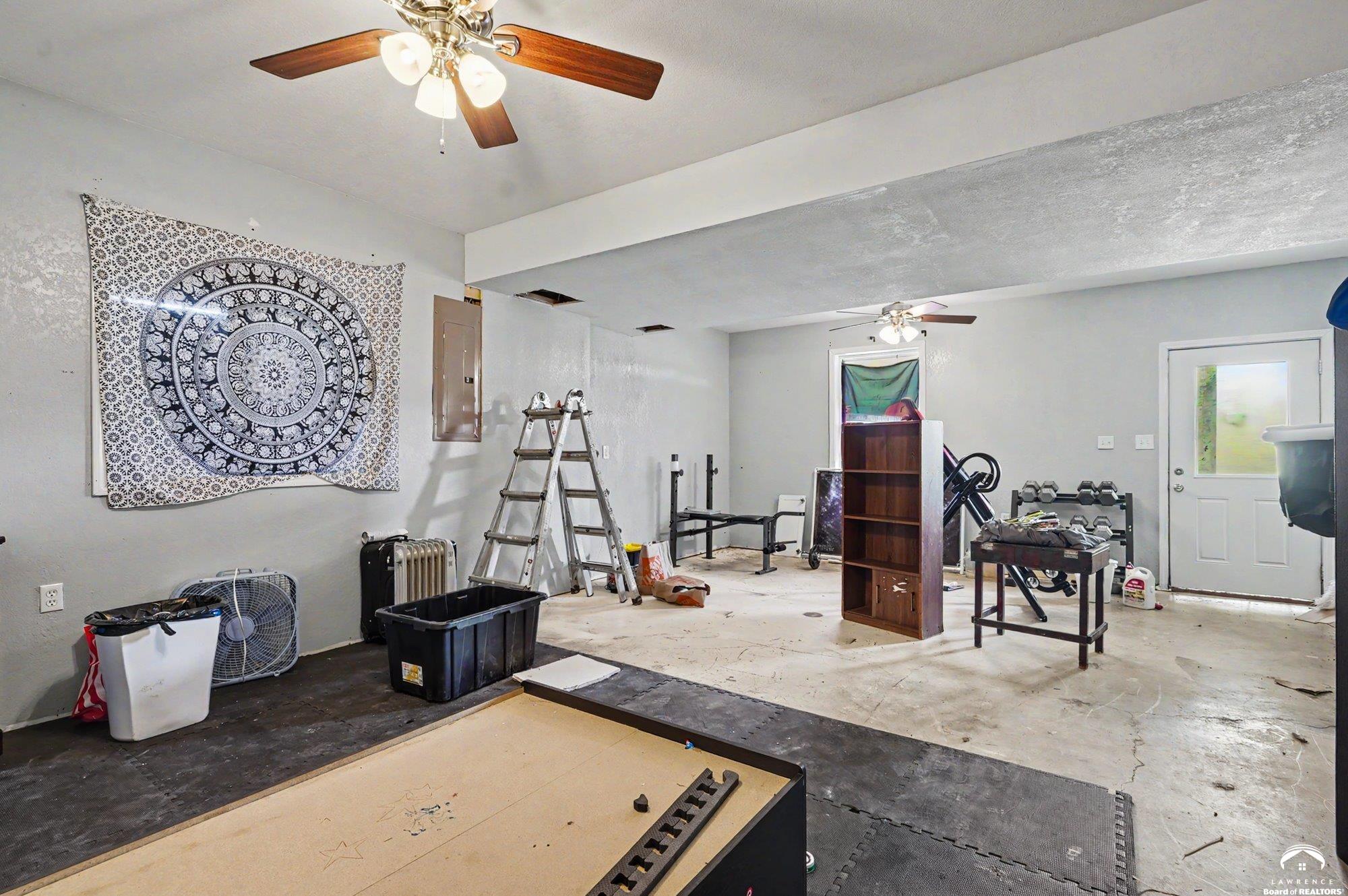 2199 Shawnee Road Ottawa, KS 66067 - Photo 31 of 41