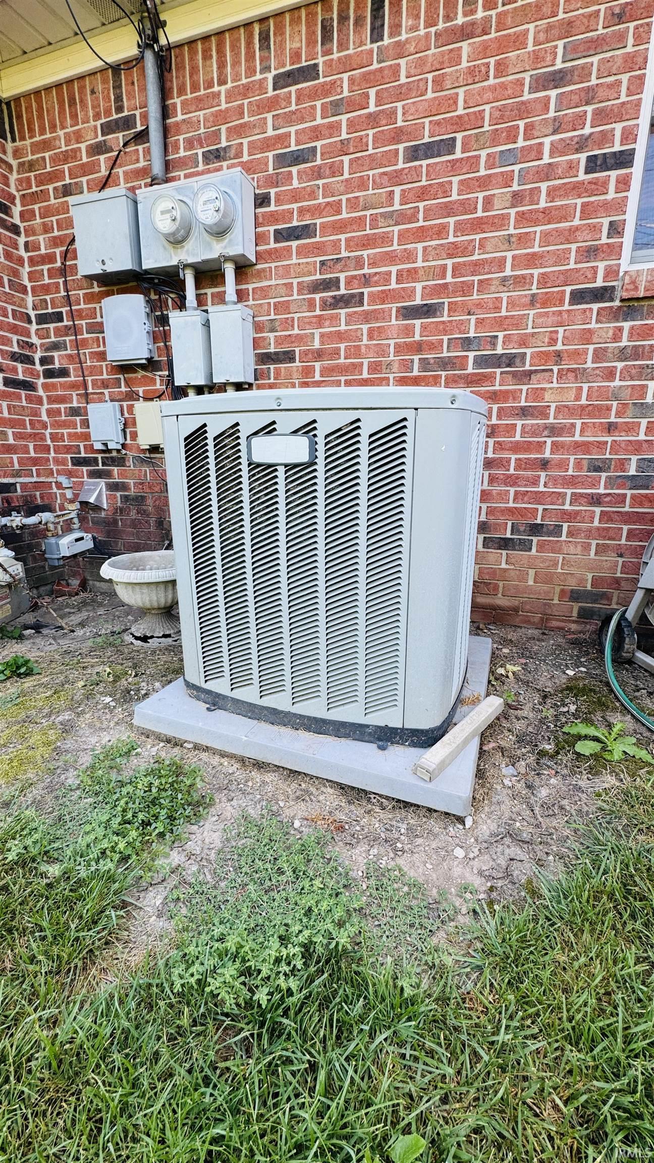 1715 Lebanon Road, Unit 3 Crawfordsville, IN 47933 - Photo 3 of 22