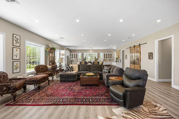 $2,900,000 | 475 El Campo Tx 77437, Wharton, TX 77488