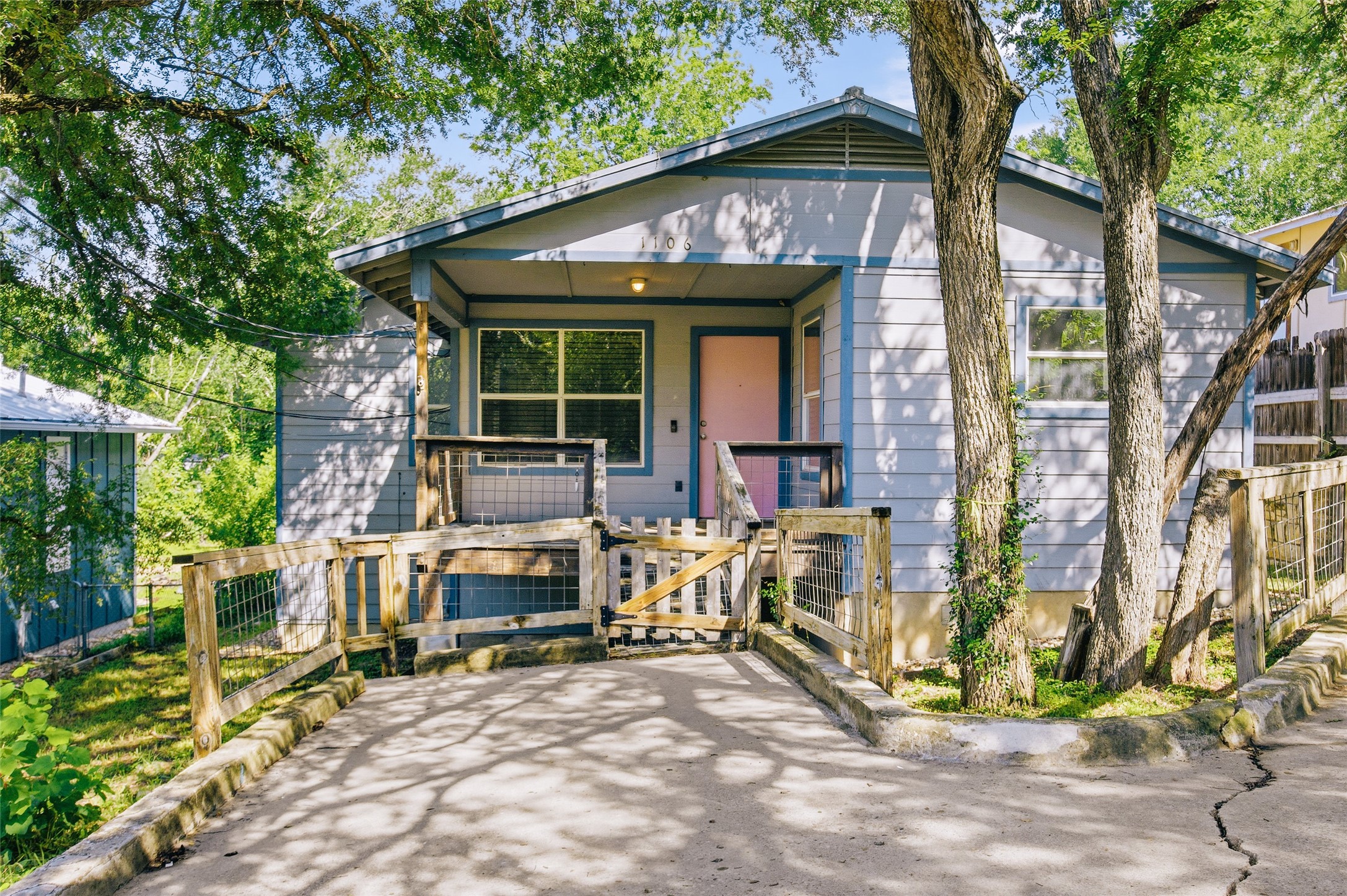 1106 Delano Street Austin, TX 78721 - Photo 31 of 32