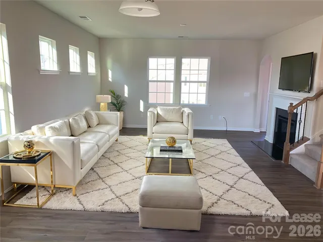 $2,750 | 17212 Snug Harbor Drive, Charlotte, NC 28278