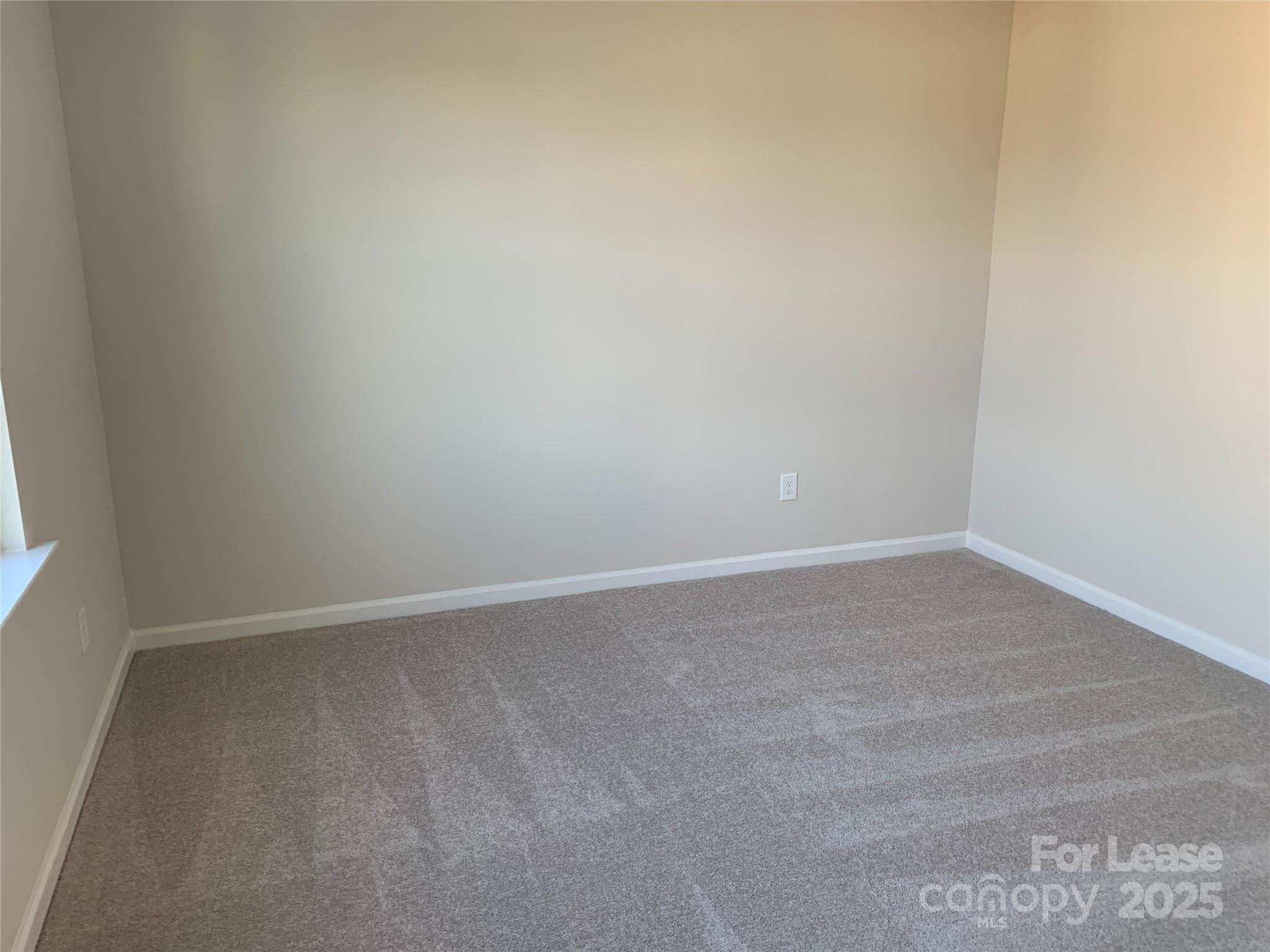 17212 Snug Harbor Drive Charlotte, NC 28278 - Photo 9 of 16 a view of an empty room
