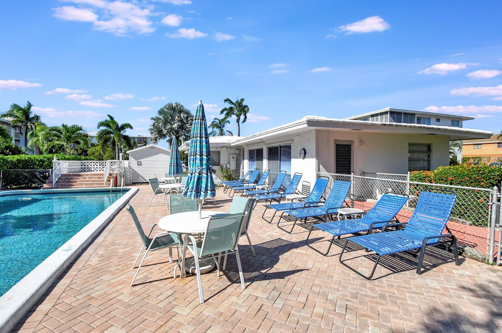 45 Southeast 13th Street, Unit B2 Boca Raton, FL 33432 - Photo 28 of 32 45 SE 13th Street, Boca Raton