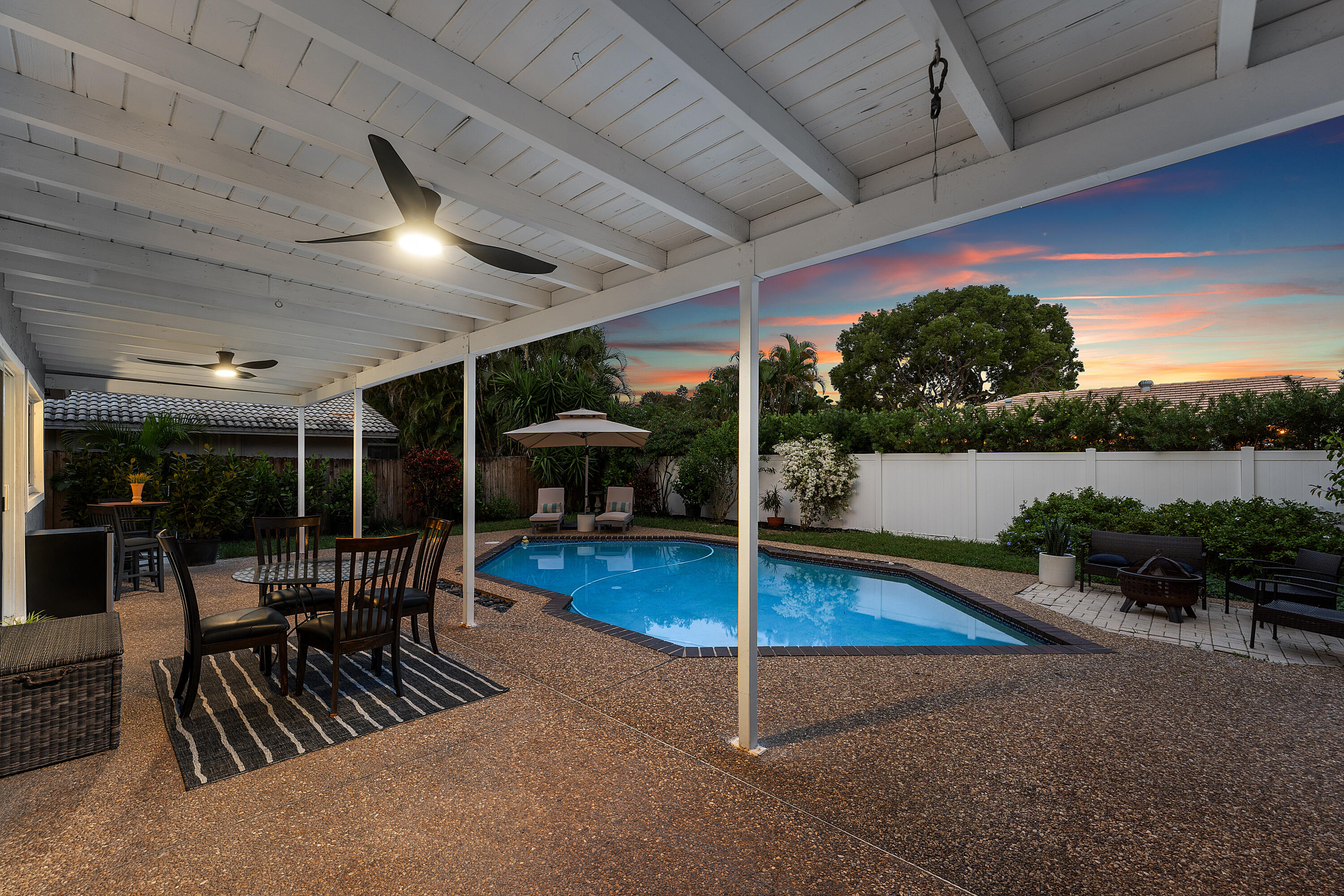 20858 Sonrisa Way Boca Raton, FL 33433 - Photo 27 of 36 35