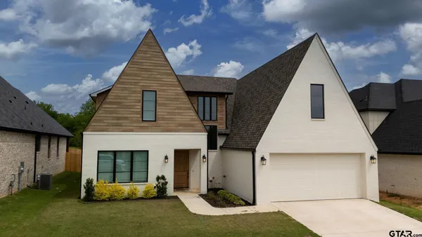 $640,000 | 3143 Club Drive, Tyler, TX 75703