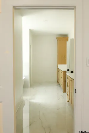 $640,000 | 3143 Club Drive, Tyler, TX 75703