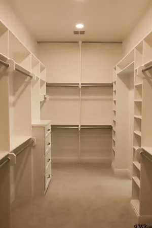 $640,000 | 3143 Club Drive, Tyler, TX 75703