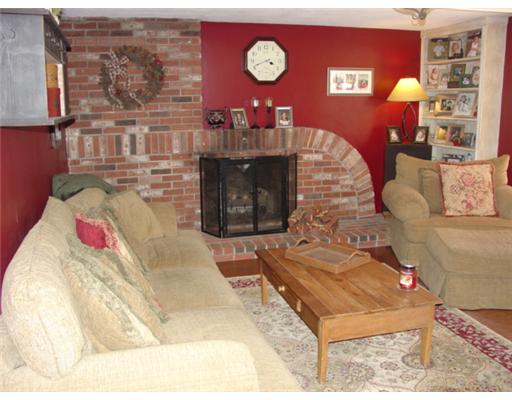 41 Tifft Road North Smithfield, RI 02896 - Photo 6 of 12 Den/Family/Great Room.
