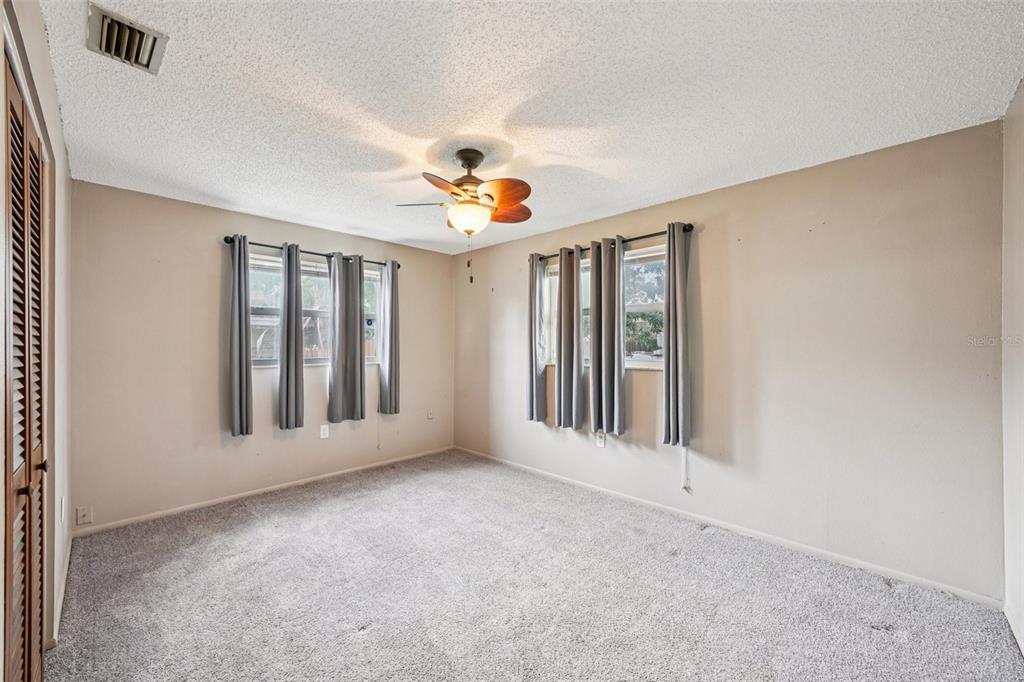 1118 Carlton Road Tarpon Springs, FL 34689 - Photo 34 of 62