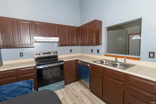 $229,999 | 613 Pine Street, North Liberty, IN 46554