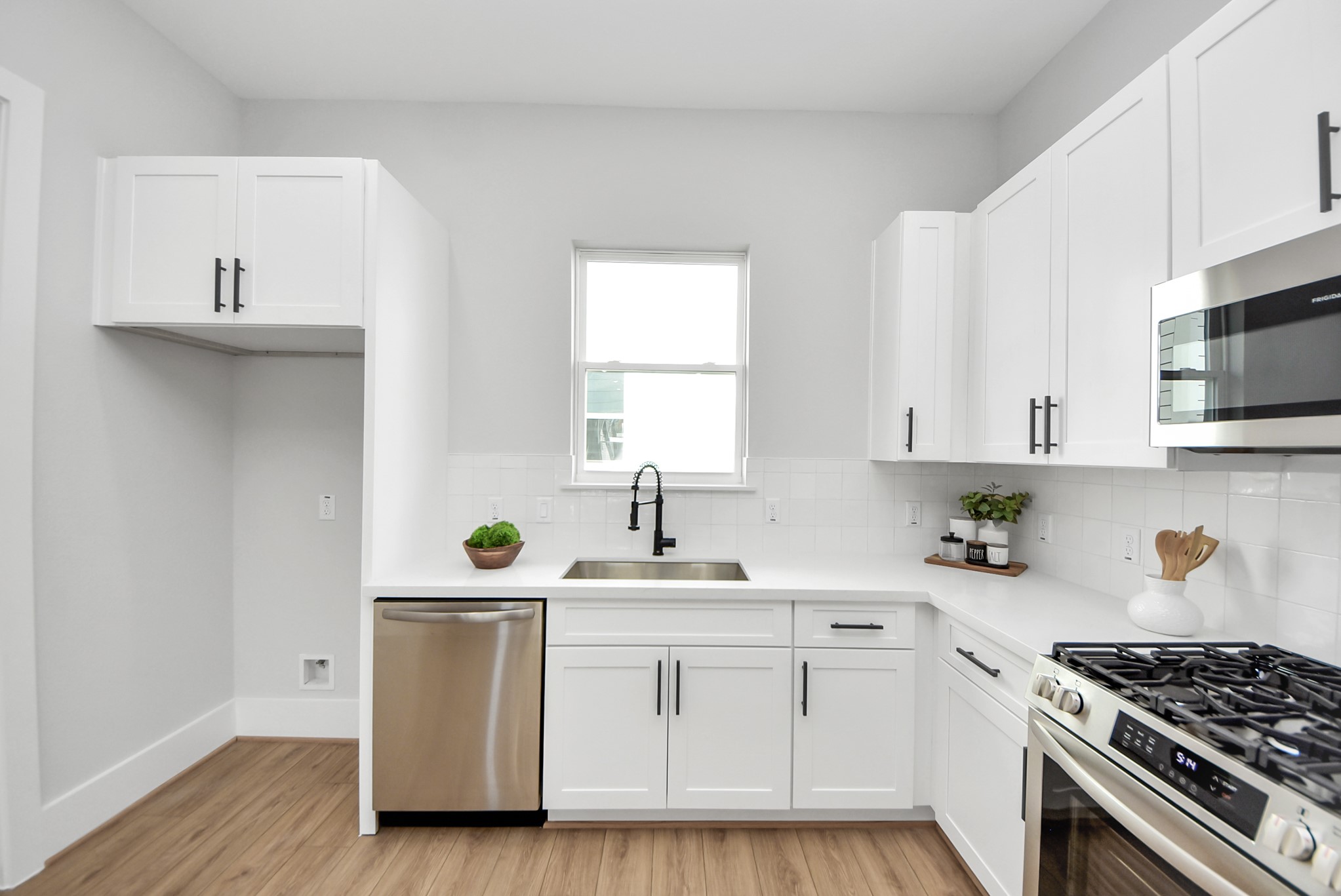 4812 Cochran Street Houston, TX 77009 - Photo 19 of 48