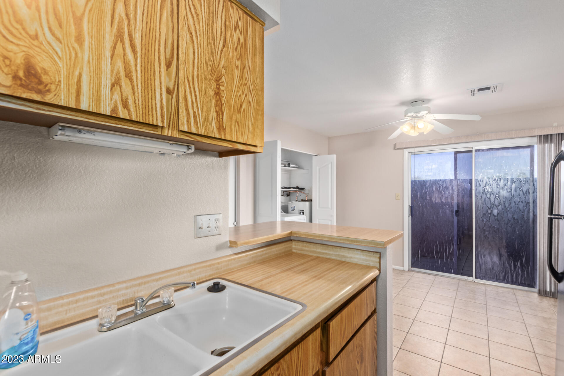 93 North Cooper Road, Unit 24 Chandler, AZ 85225 - Photo 9 of 18 10 - Cooper