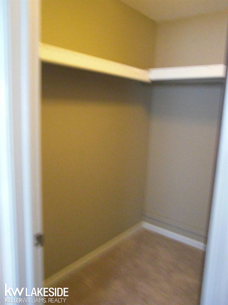 3214 Willet Avenue Rochester, MI 48309 - Photo 19 of 44 31330663-18.JPG