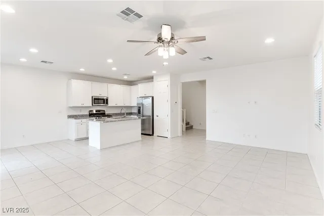 $2,445 | 10106 West Meranto Avenue, Las Vegas, NV 89178