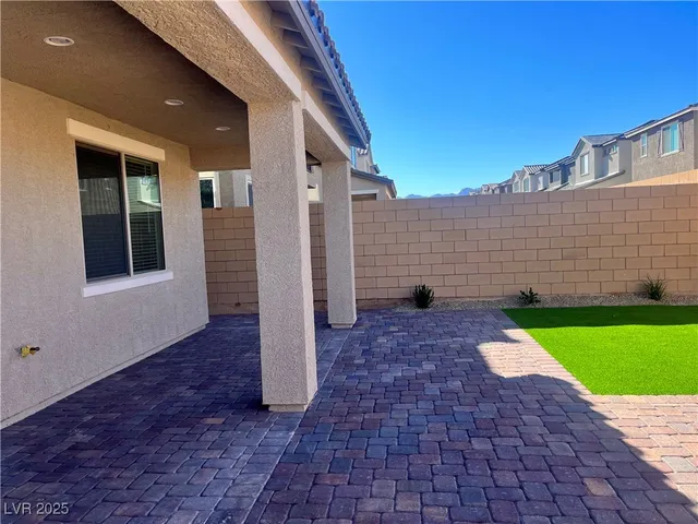 $2,445 | 10106 West Meranto Avenue, Las Vegas, NV 89178