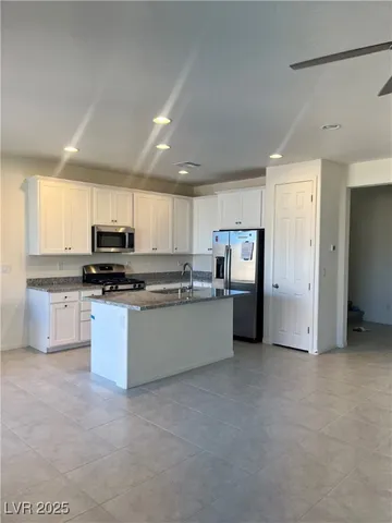 $2,445 | 10106 West Meranto Avenue, Las Vegas, NV 89178