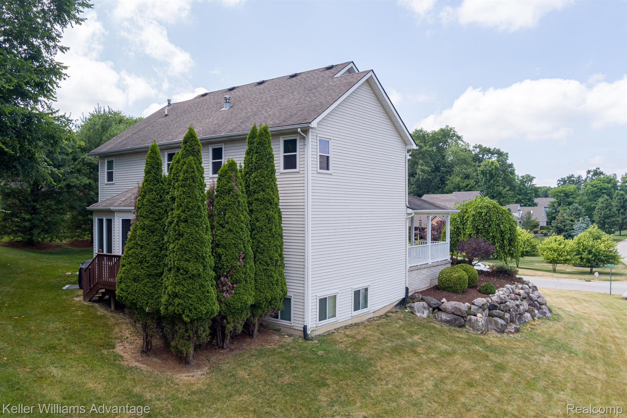 3029 Ridley Way Howell, MI 48843 - Photo 42 of 49 Gallery Image 42
