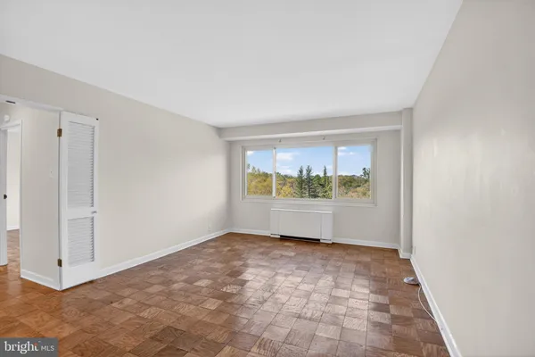 $1,975 | 4201 Cathedral Avenue Northwest, Unit 1012W, Washington, DC 20016